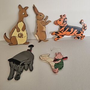 Vintage Winnie-the-Pooh Friends Characters Piglet Eeyore Kanga Roo Tigger